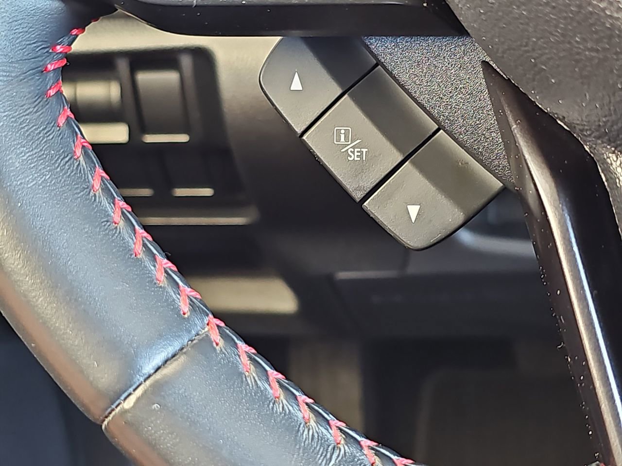 Used 2023 Subaru Crosstrek 2.0i Premium w/ Special Edition image 24