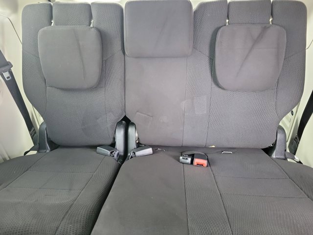 Used 2012 Dodge Grand Caravan SXT FWD image 16