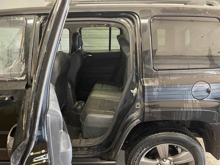 Used 2015 Jeep Patriot High Altitude image 24