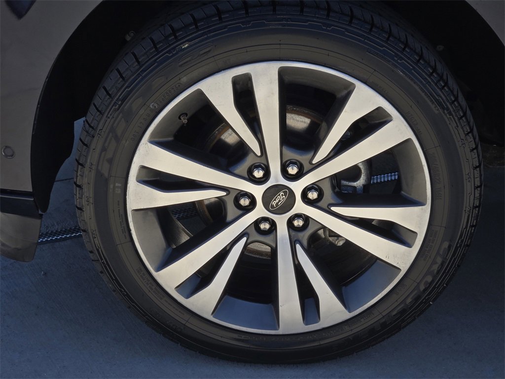 Used 2021 Ford Expedition Platinum image 9