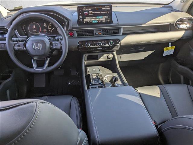 New 2025 Honda Pilot Touring image 16