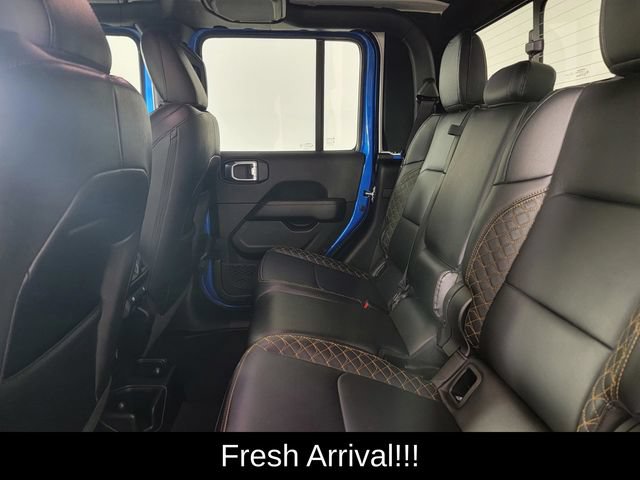 Used 2023 Jeep Gladiator Overland AWD/4WD image 14
