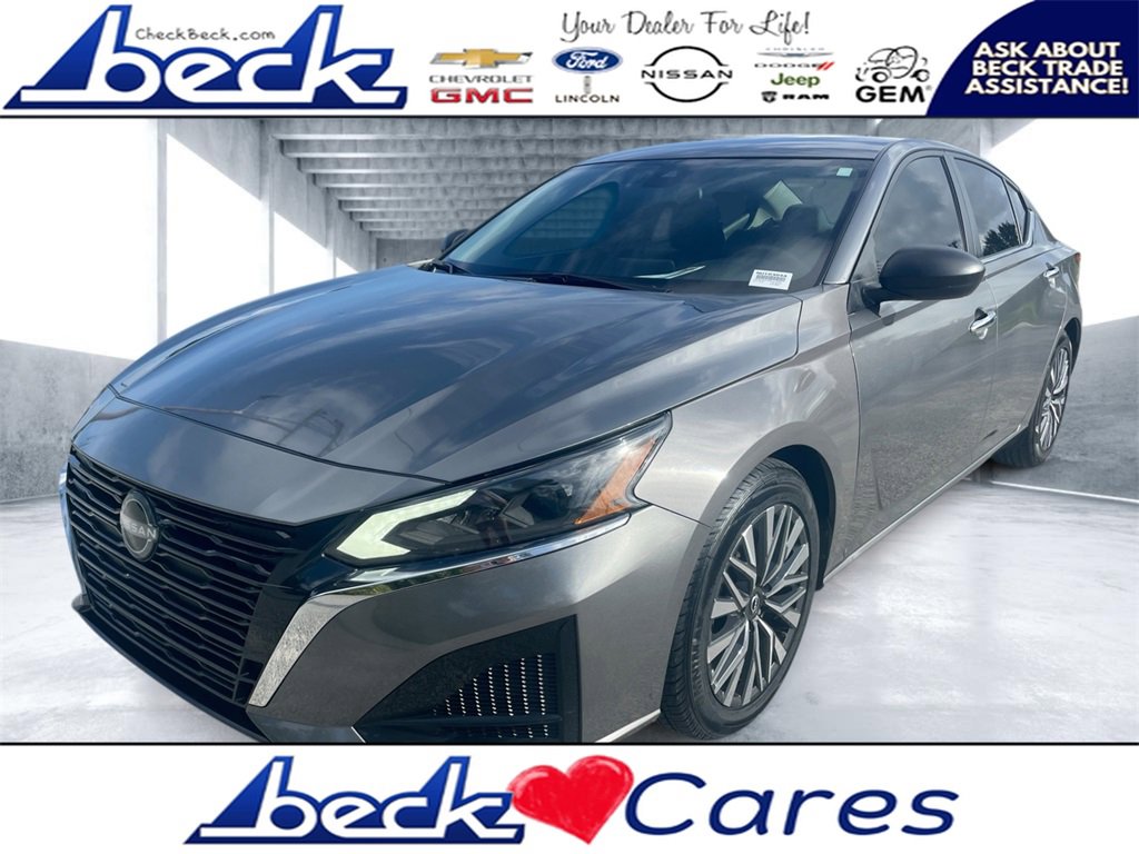Used 2024 Nissan Altima 2.5 SV