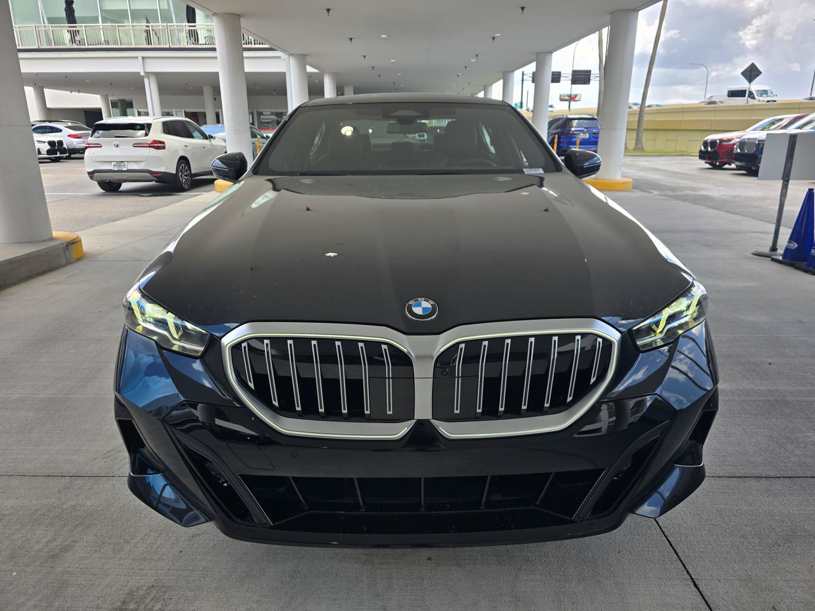 New 2027 BMW 530i w/ M Sport Package RWD image 2