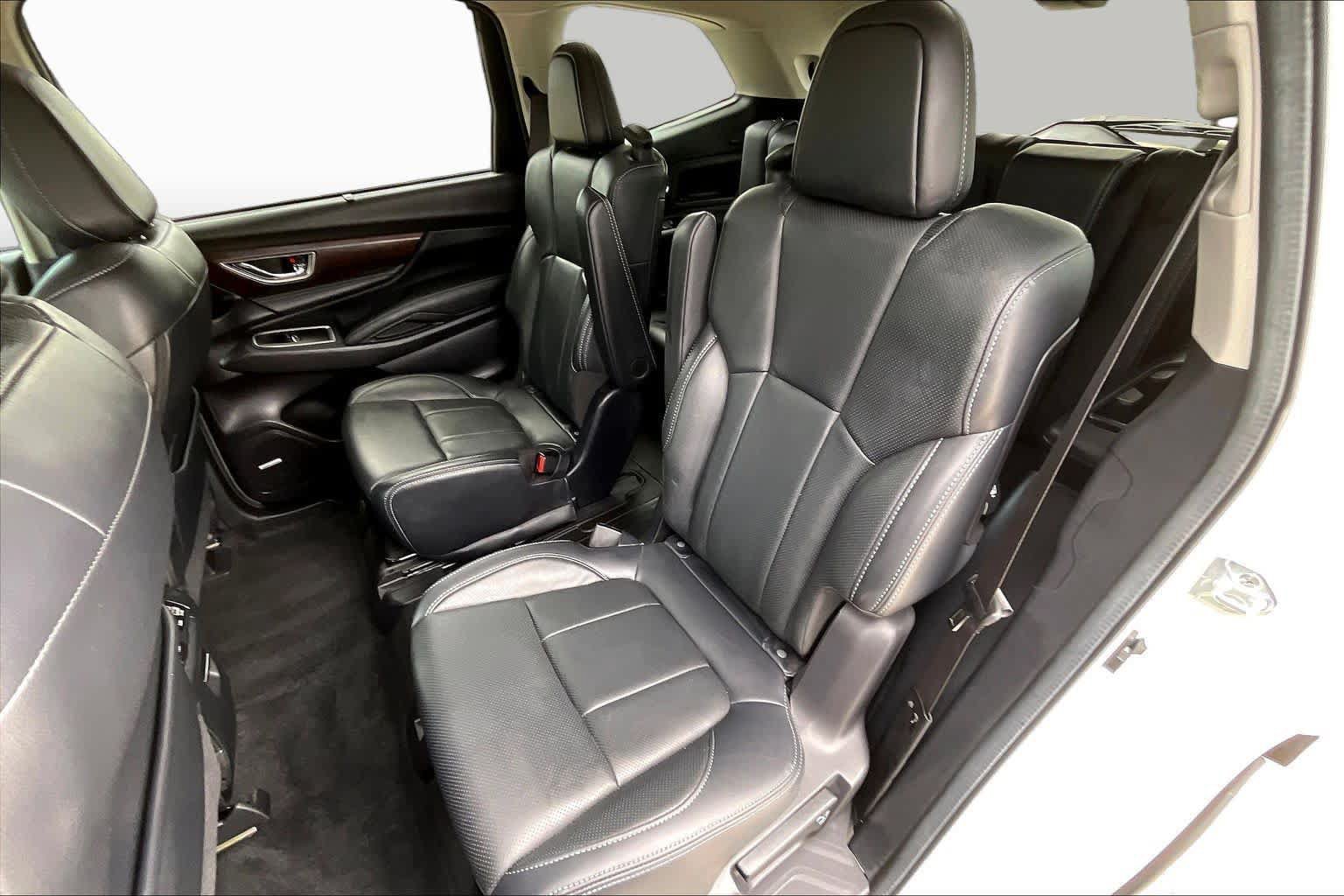 Used 2024 Subaru Ascent Touring w/ Popular Package #2 AWD/4WD image 21