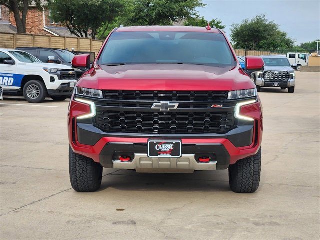 Used 2023 Chevrolet Suburban Z71 w/ Luxury Package AWD/4WD image 9
