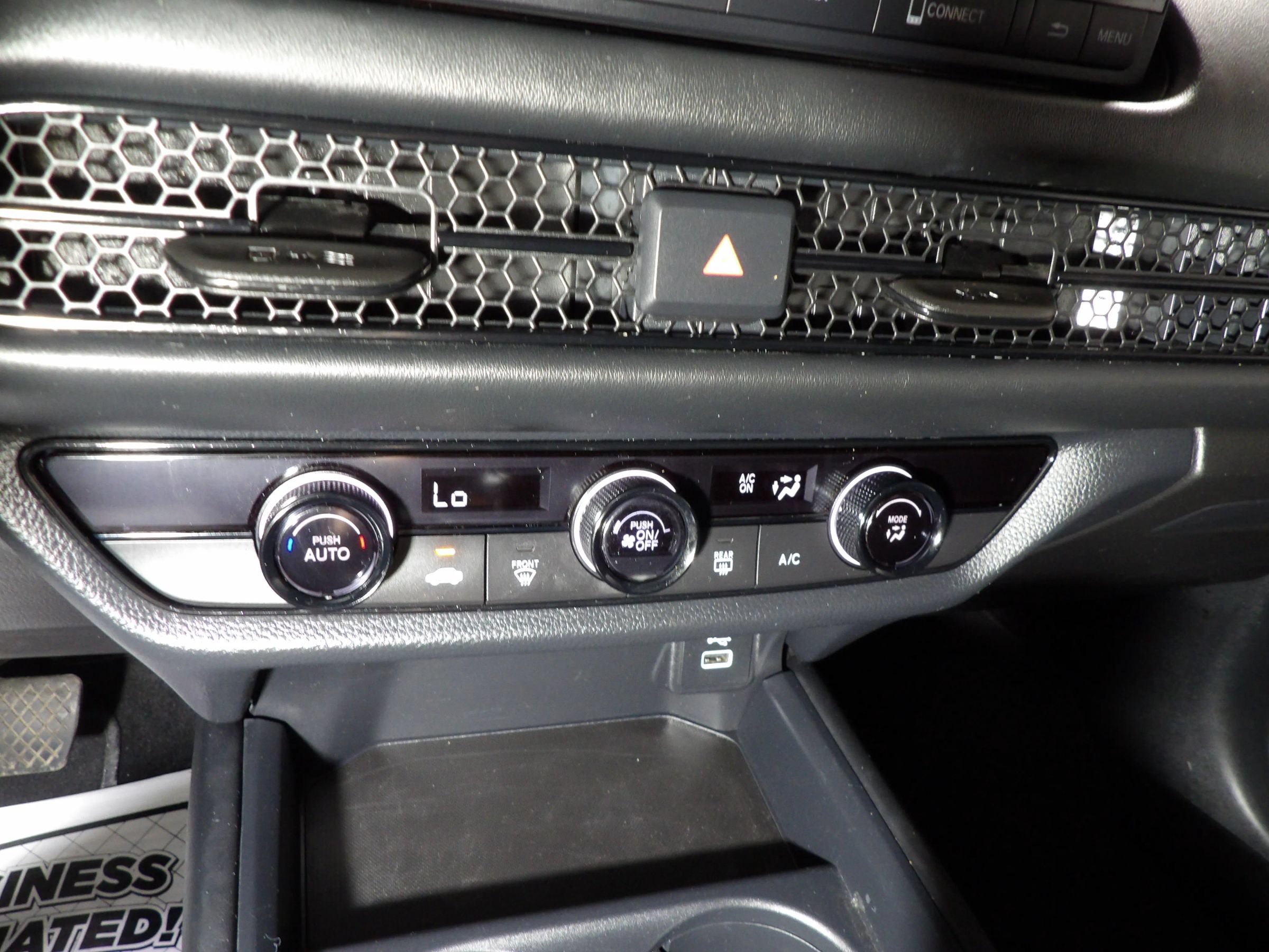 Used 2025 Honda HR-V LX image 14