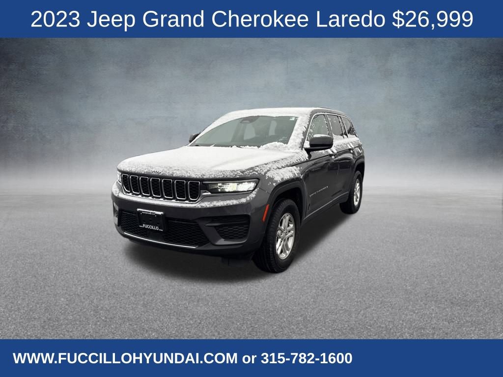 Used 2023 Jeep Grand Cherokee Laredo w/ Luxury Tech Group I