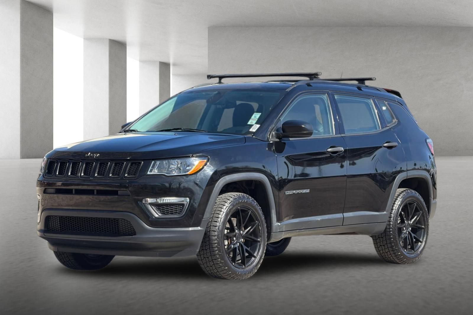Used 2018 Jeep Compass Sport w/ Tech Group image 8