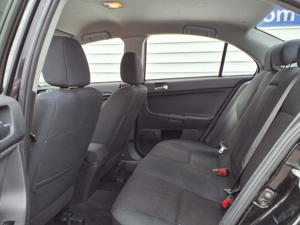 Used 2016 Mitsubishi Lancer ES image 9