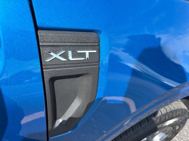 Used 2025 Ford Maverick XLT w/ Equipment Group 302A AWD/4WD image 5