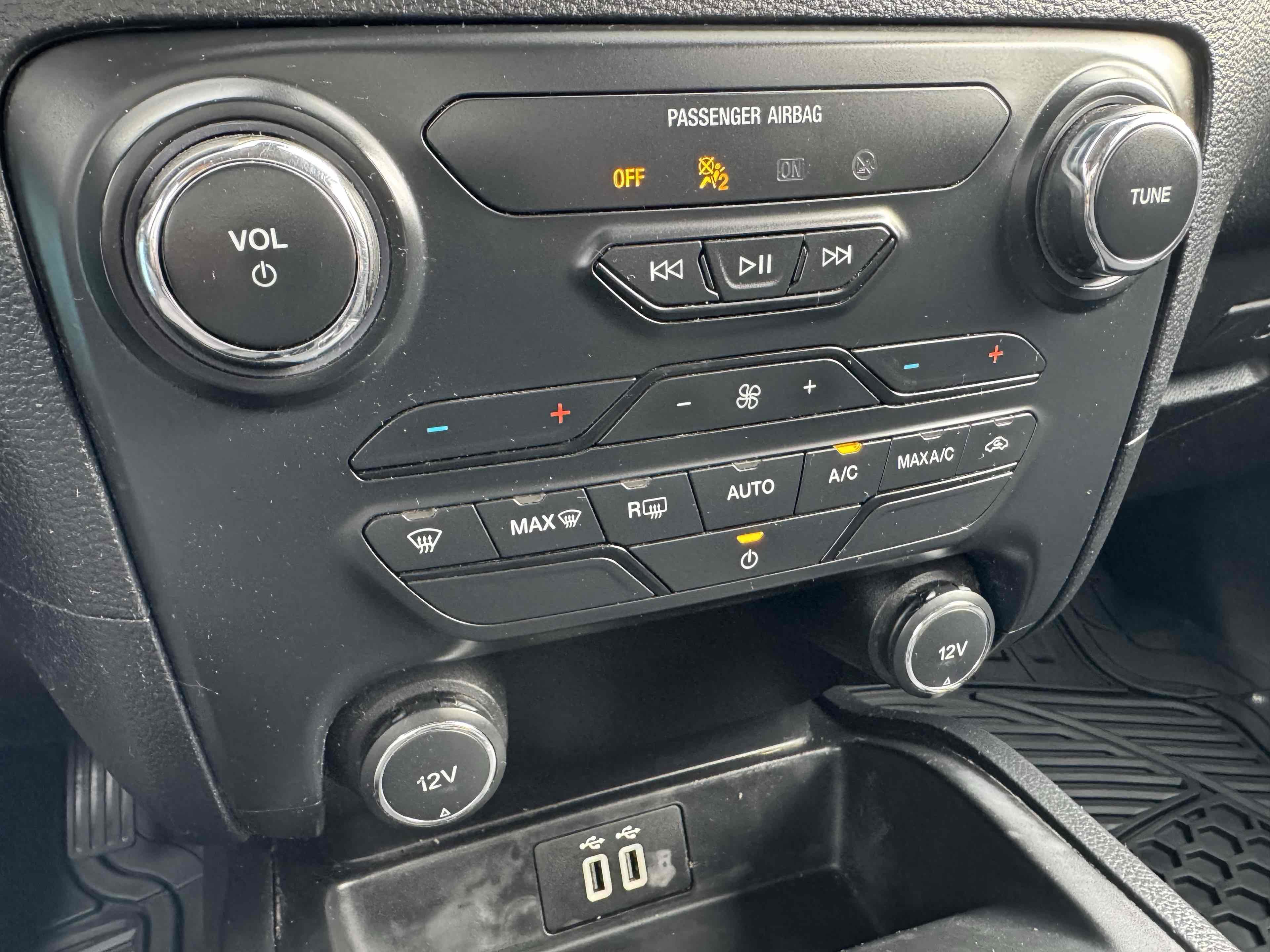 Used 2019 Ford Ranger XLT w/ Equipment Group 301A Mid RWD image 24