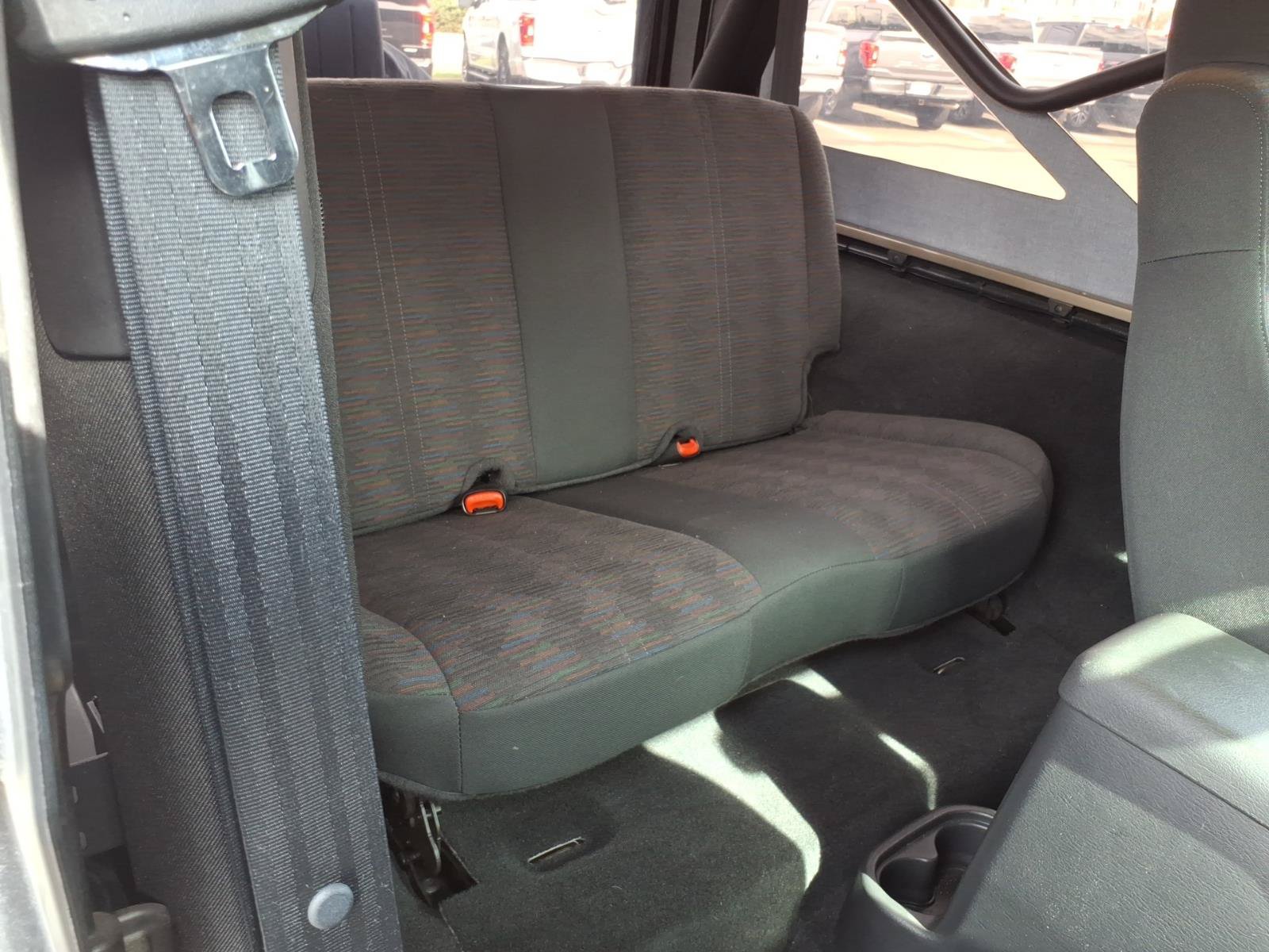 Used 2004 Jeep Wrangler 4WD image 11