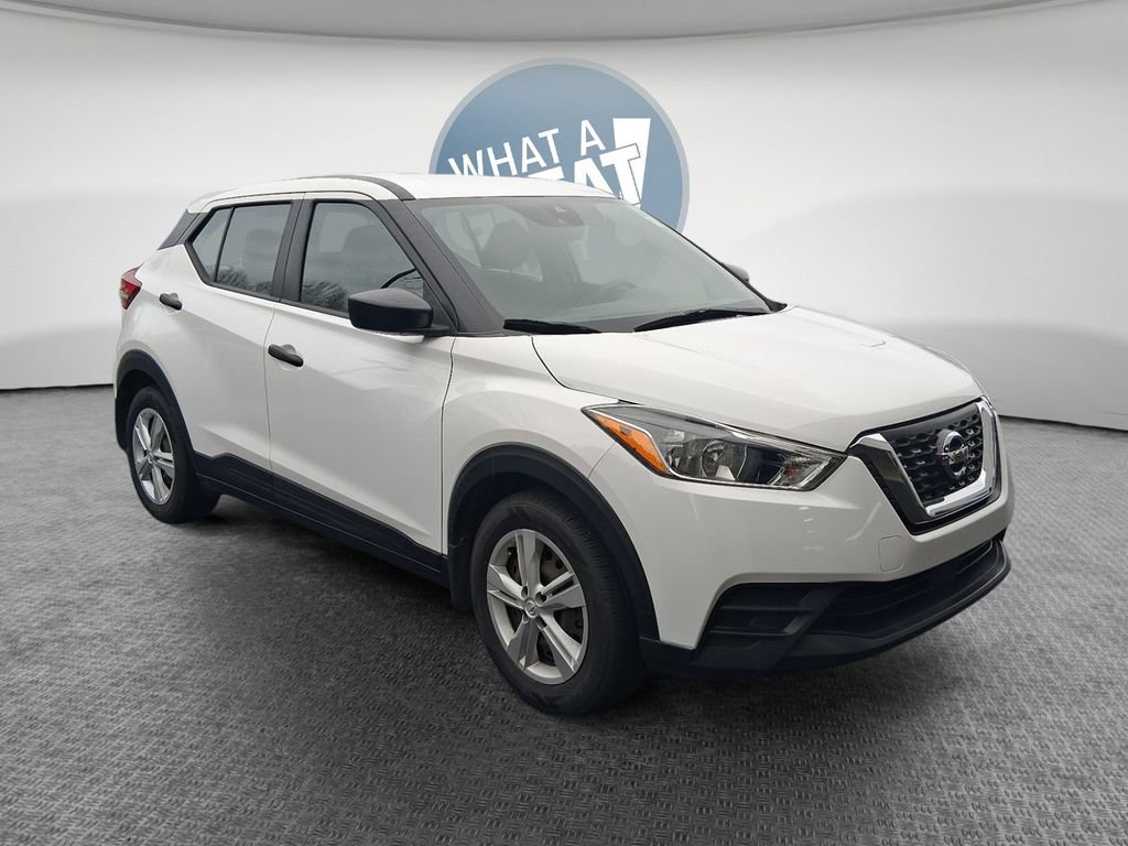 Certified 2020 Nissan Kicks S image 1