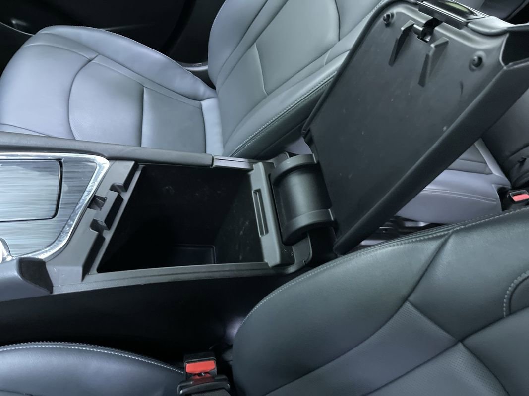 Used 2023 Buick Enclave Essence FWD image 24
