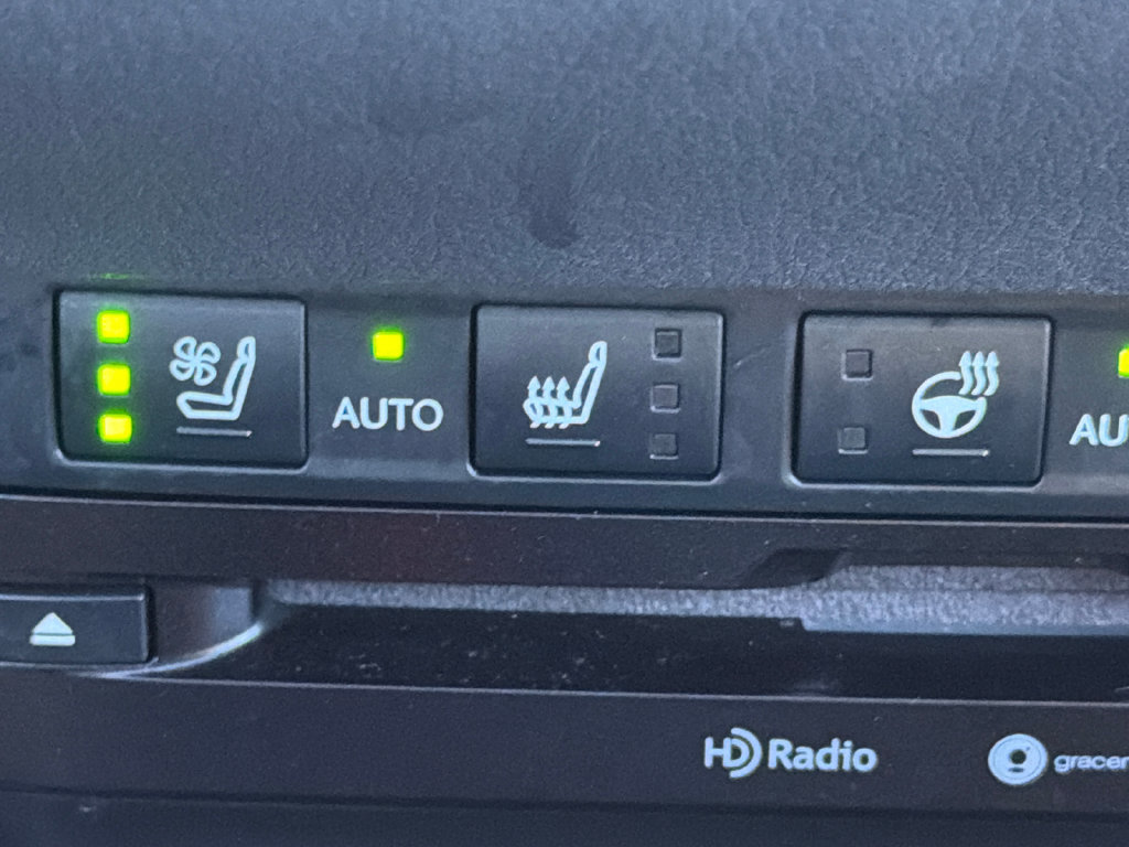 Used 2019 Lexus ES 350 w/ Premium Package FWD image 30