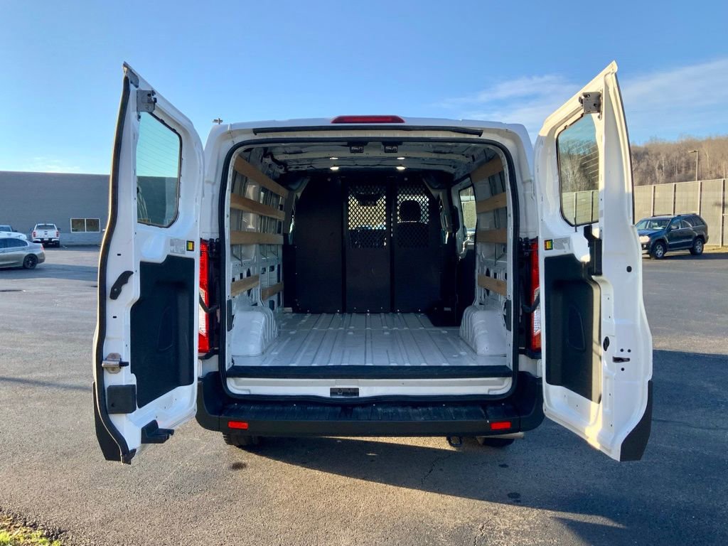 Used 2024 Ford Transit 250 Low Roof w/ Exterior Upgrade Package image 9