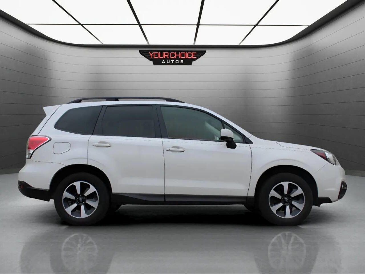 Used 2017 Subaru Forester 2.5i Premium w/ All-Weather Package image 6