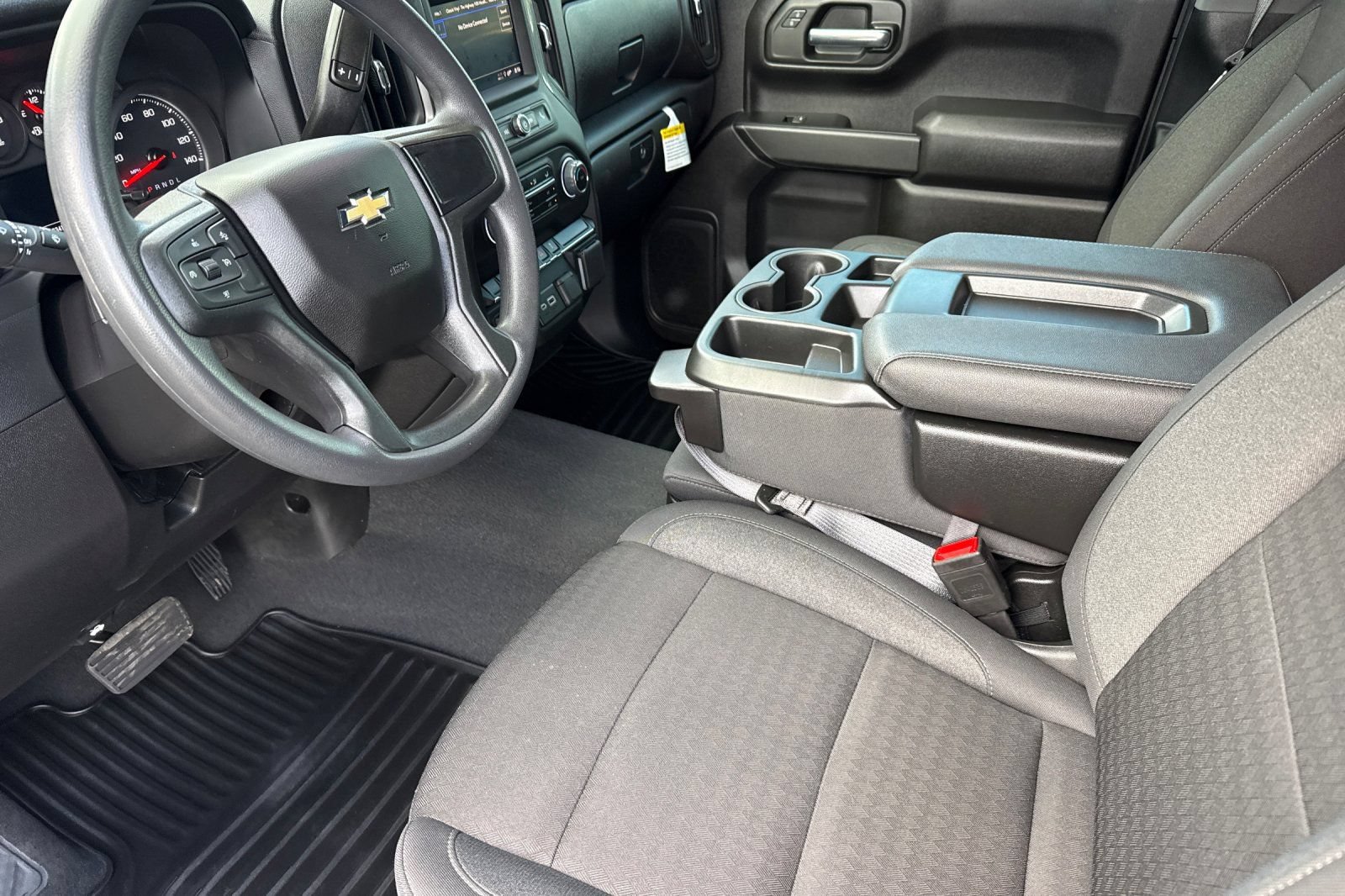 Used 2025 Chevrolet Silverado 1500 Custom AWD/4WD image 10