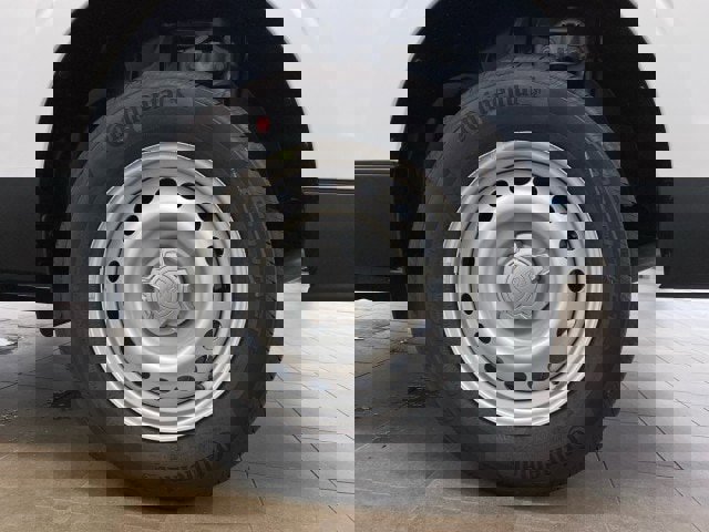 New 2025 Ford Maverick XL w/ 4K Tow Package image 23