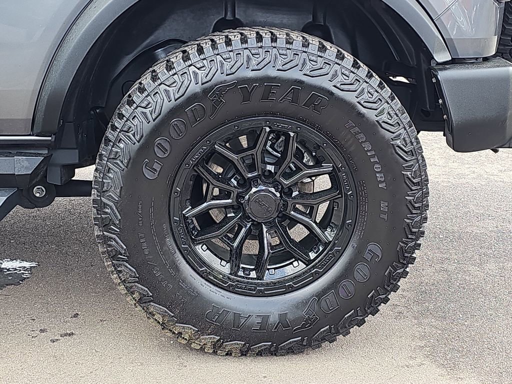 Used 2023 Ford Bronco Wildtrak image 38