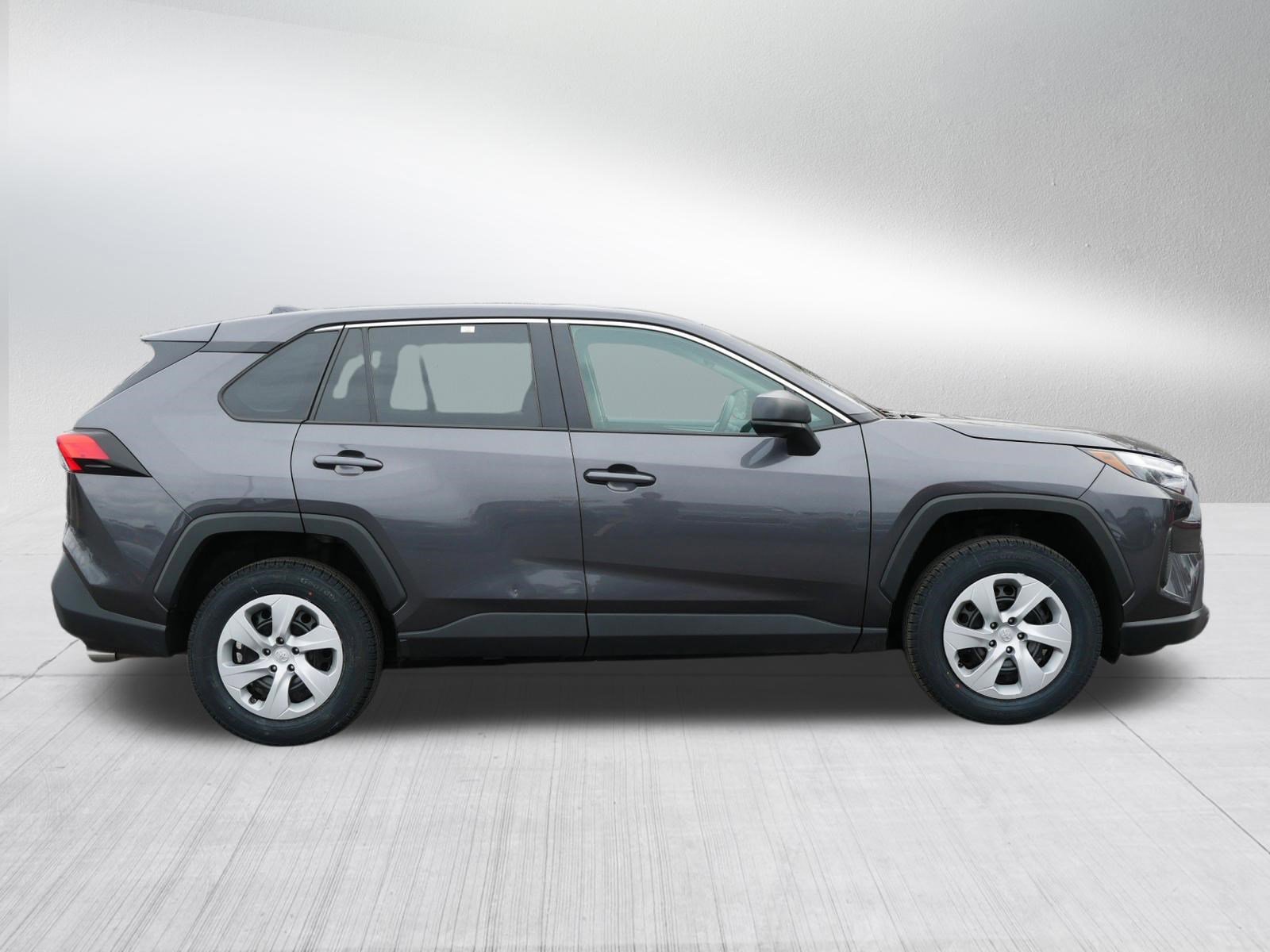 Certified 2024 Toyota RAV4 LE AWD/4WD image 8