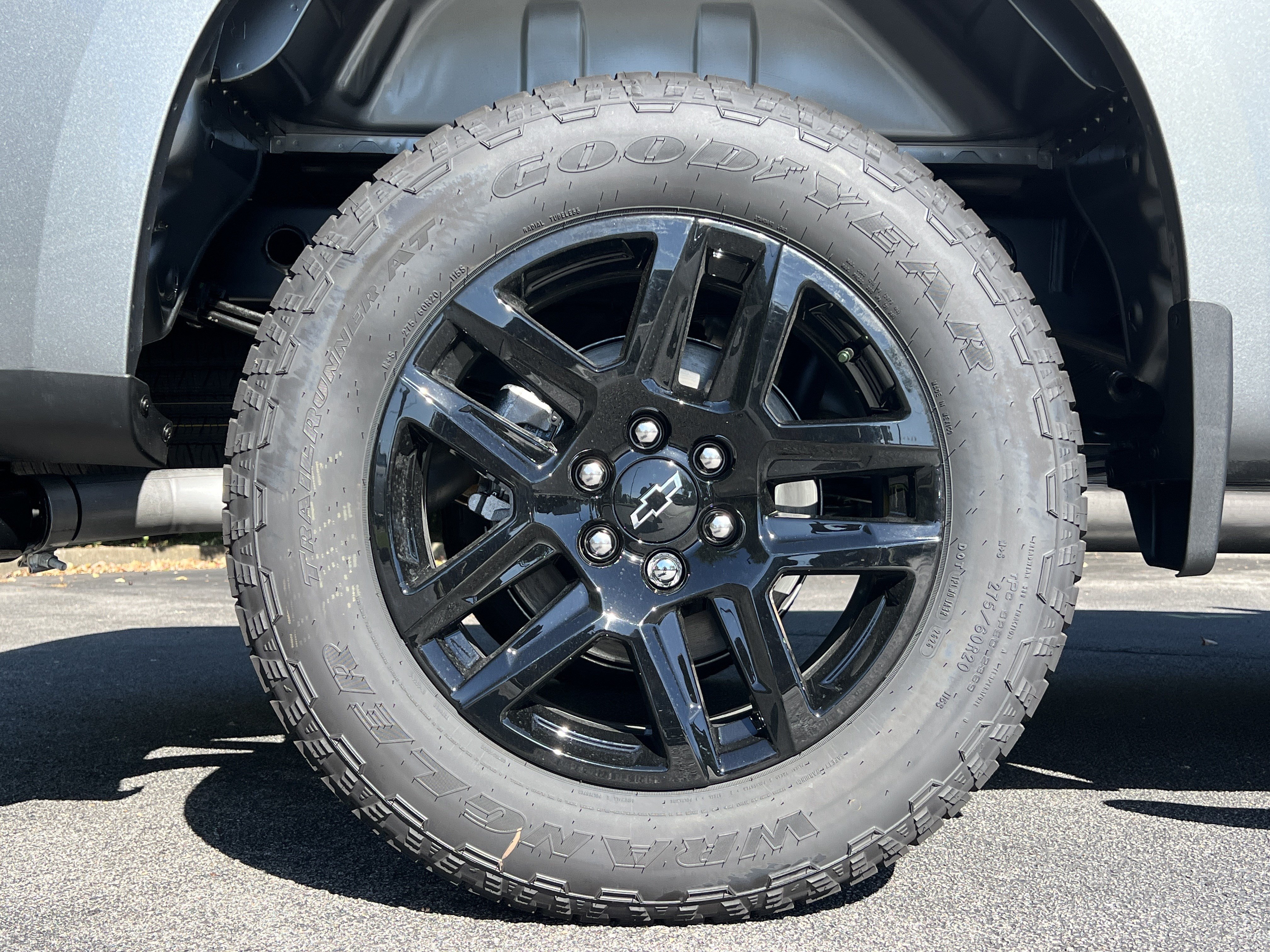 New 2026 Chevrolet Silverado 1500 Custom w/ Turbomax Blackout Package AWD/4WD image 41