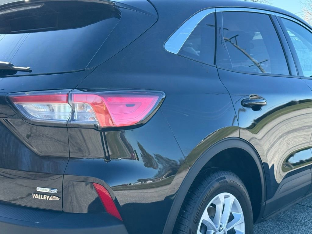 Used 2022 Ford Escape SE w/ Cold Weather Package image 14