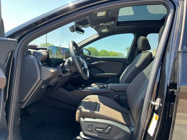 Used 2025 Audi Q6 e-tron Prestige w/ 20" Wheel Package AWD/4WD image 11