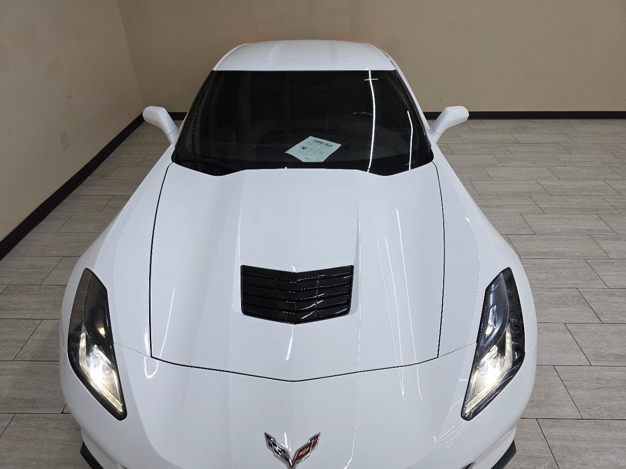 Used 2019 Chevrolet Corvette Stingray Coupe w/ Battery Protection Package RWD image 4