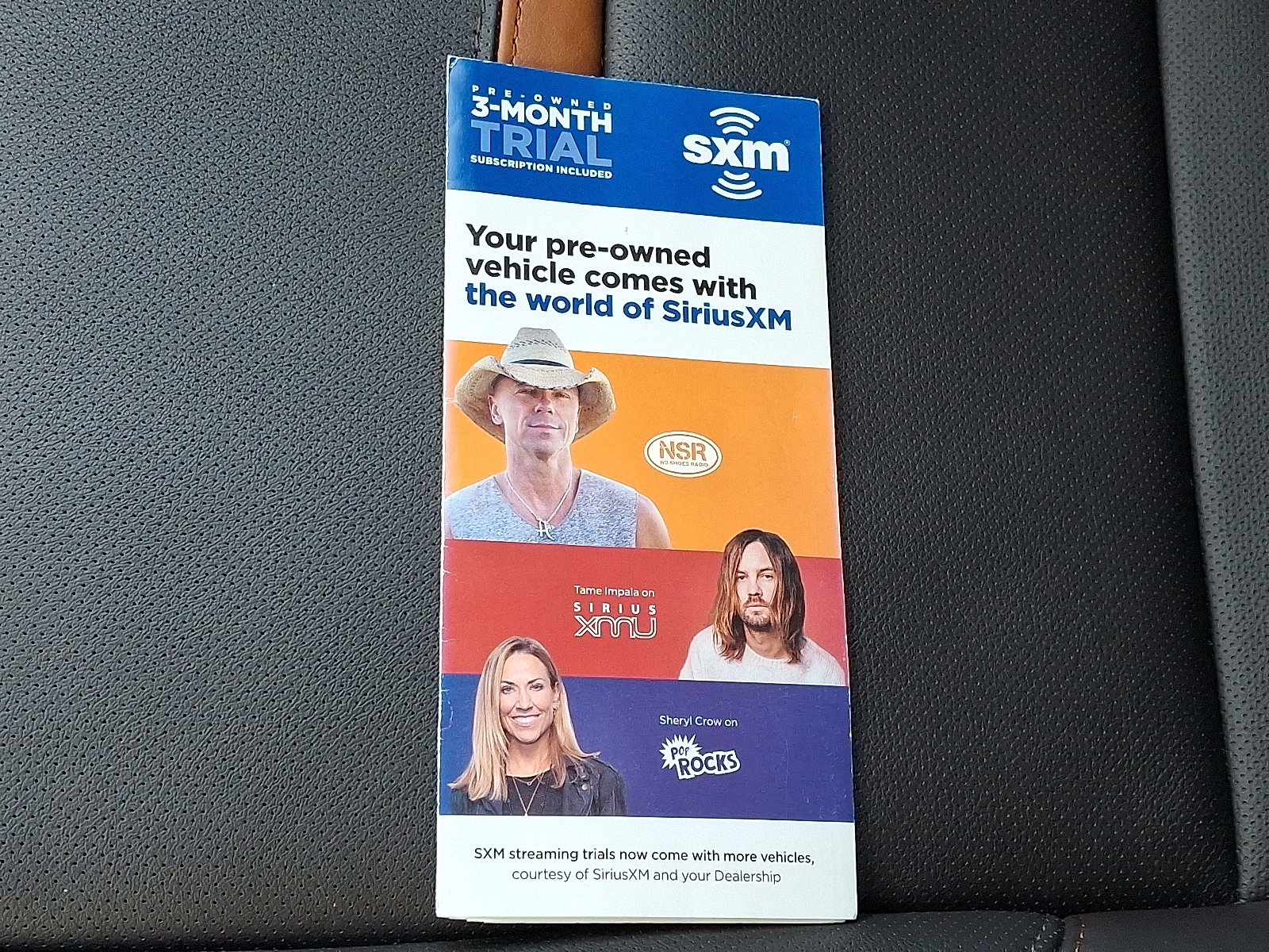 Used 2025 GMC Sierra 1500 AT4 image 32