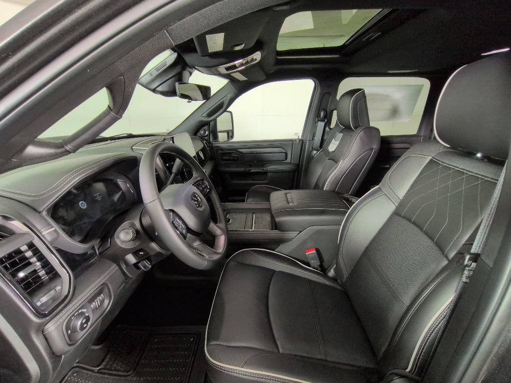 New 2026 RAM 2500 Limited AWD/4WD image 11