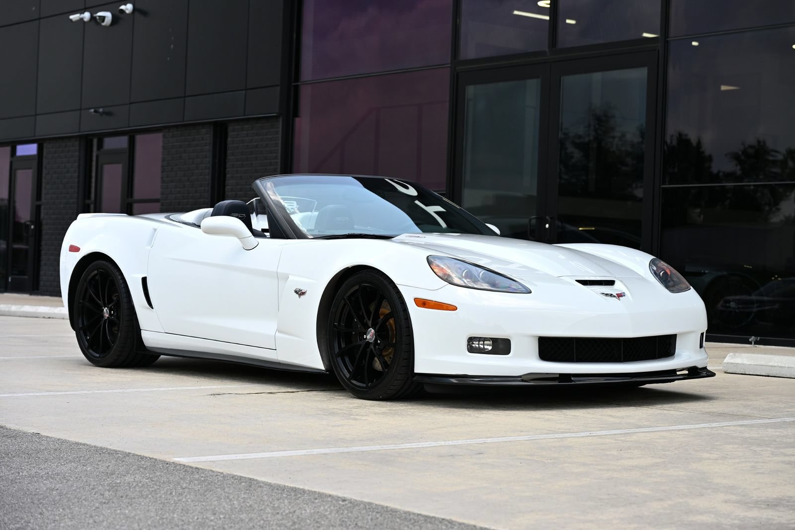 Used 2013 Chevrolet Corvette 427 w/ 1SC Preferred Equipment Group RWD image 19