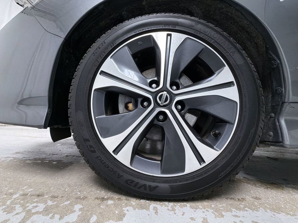 Used 2018 Nissan Leaf SV w/ SV All Weather Package FWD image 14
