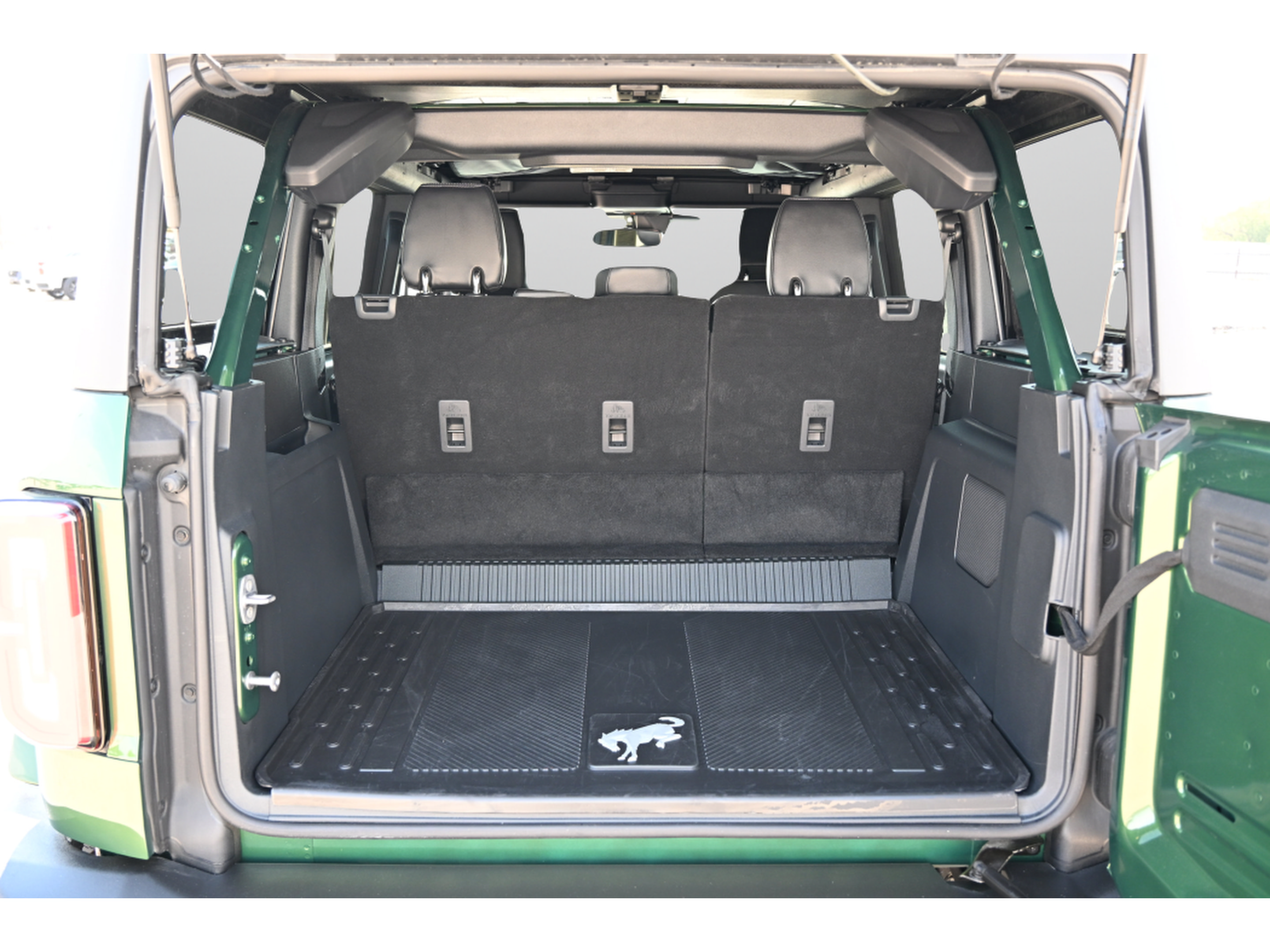 Used 2025 Ford Bronco Outer Banks AWD/4WD image 15