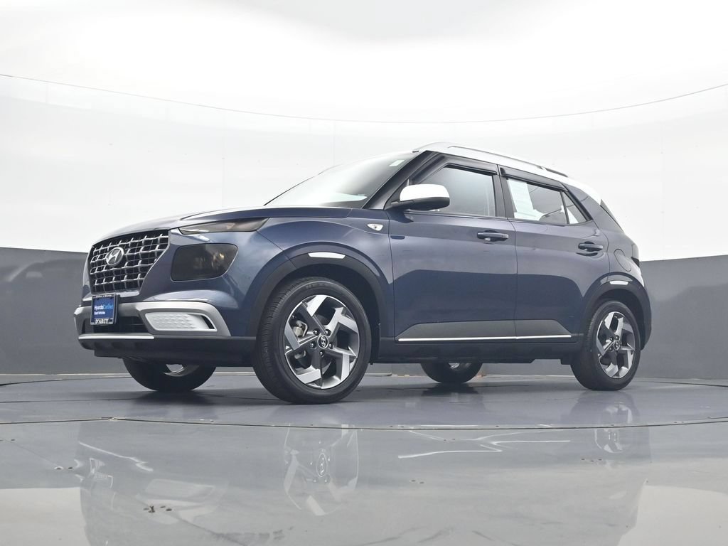 Certified 2024 Hyundai Venue Limited FWD image 21