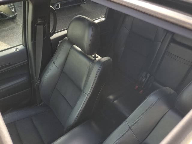 Certified 2018 Jeep Grand Cherokee Altitude RWD image 36