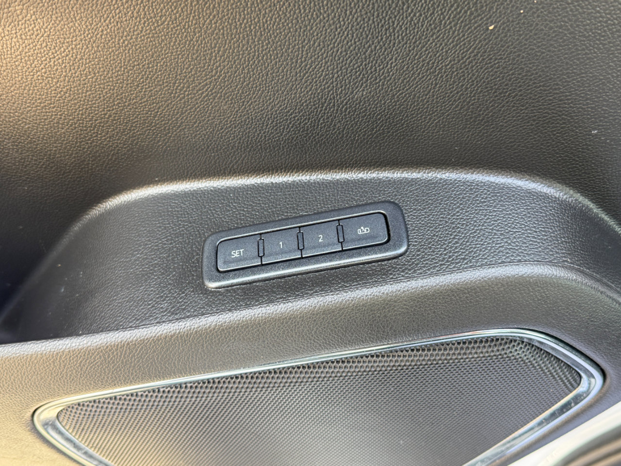 Used 2019 Chevrolet Tahoe LT image 18