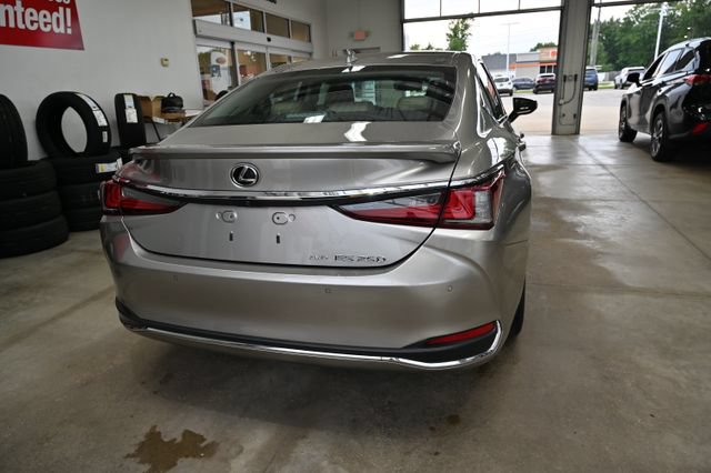 Used 2021 Lexus ES 250 w/ Premium Package AWD/4WD image 7