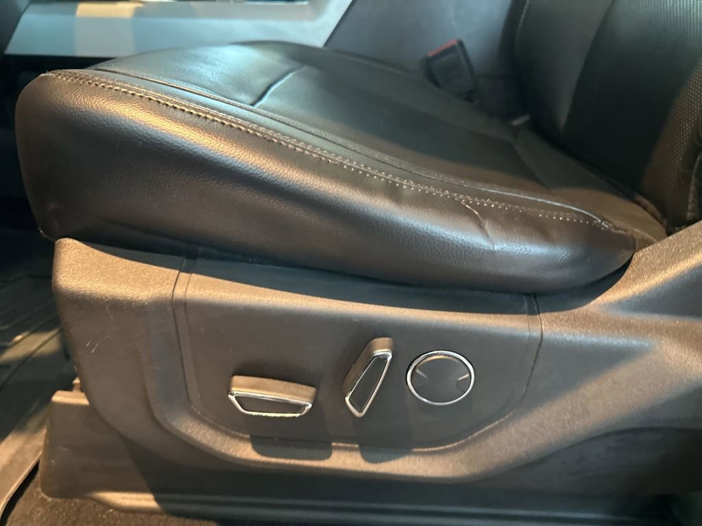 Used 2019 Ford F250 Lariat w/ Lariat Ultimate Package image 15