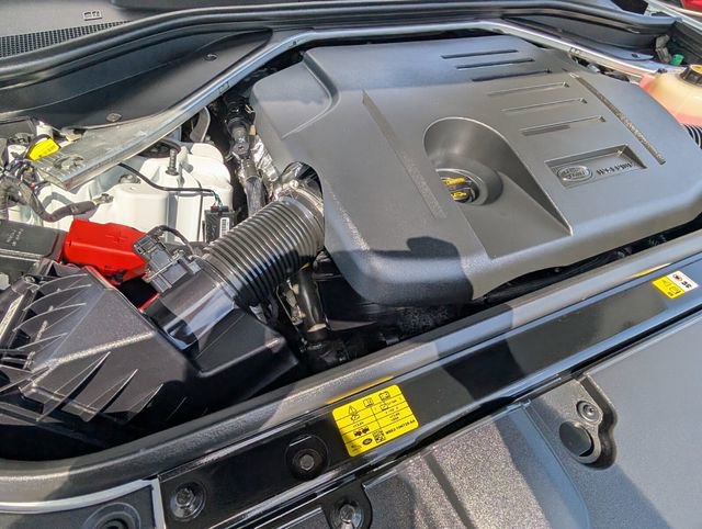 Used 2024 Land Rover Range Rover SE image 19