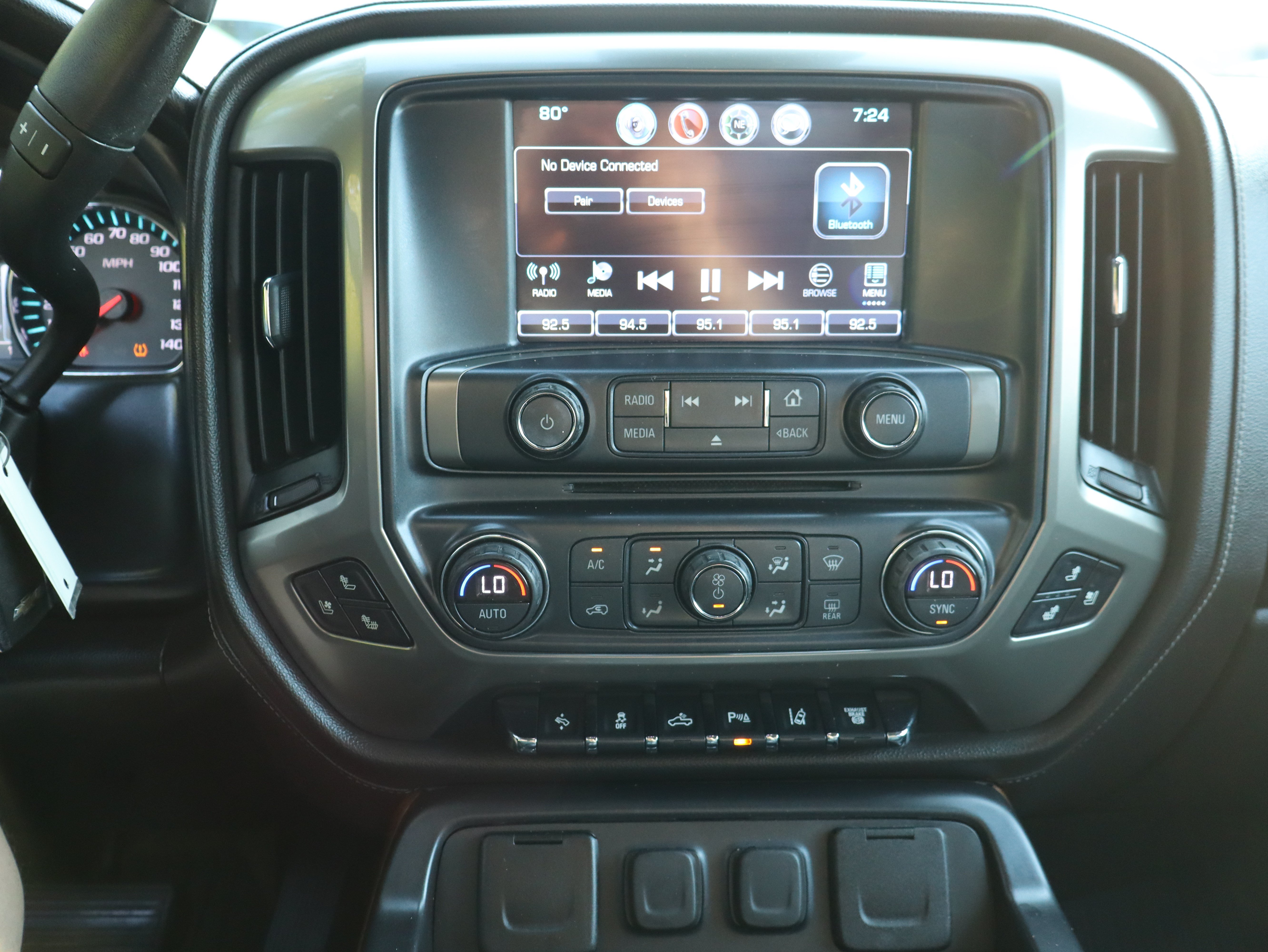 Used 2018 Chevrolet Silverado 2500 High Country w/ Duramax Plus Package AWD/4WD image 37