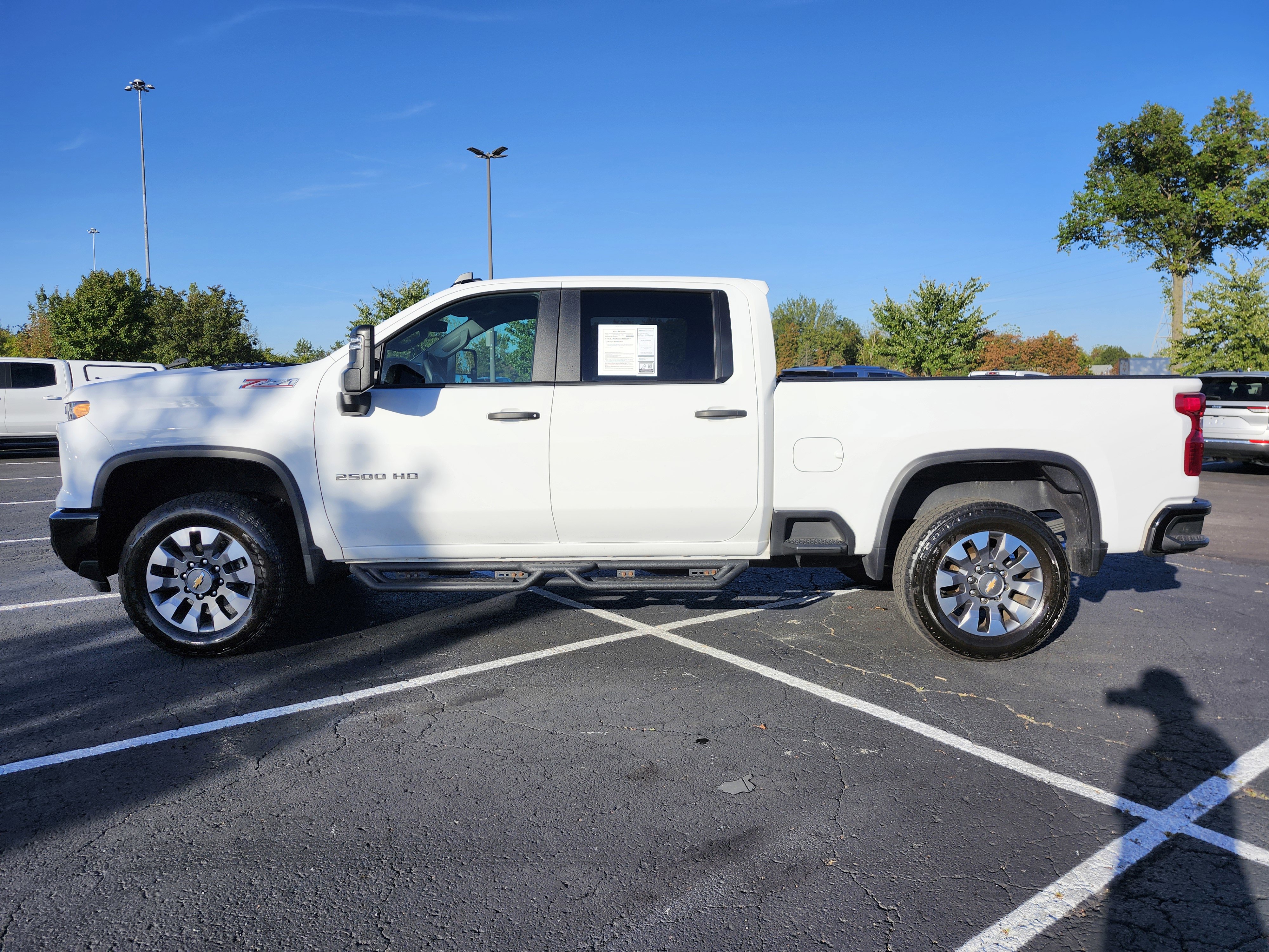 Used 2024 Chevrolet Silverado 2500 Custom w/ Custom Value Package image 10