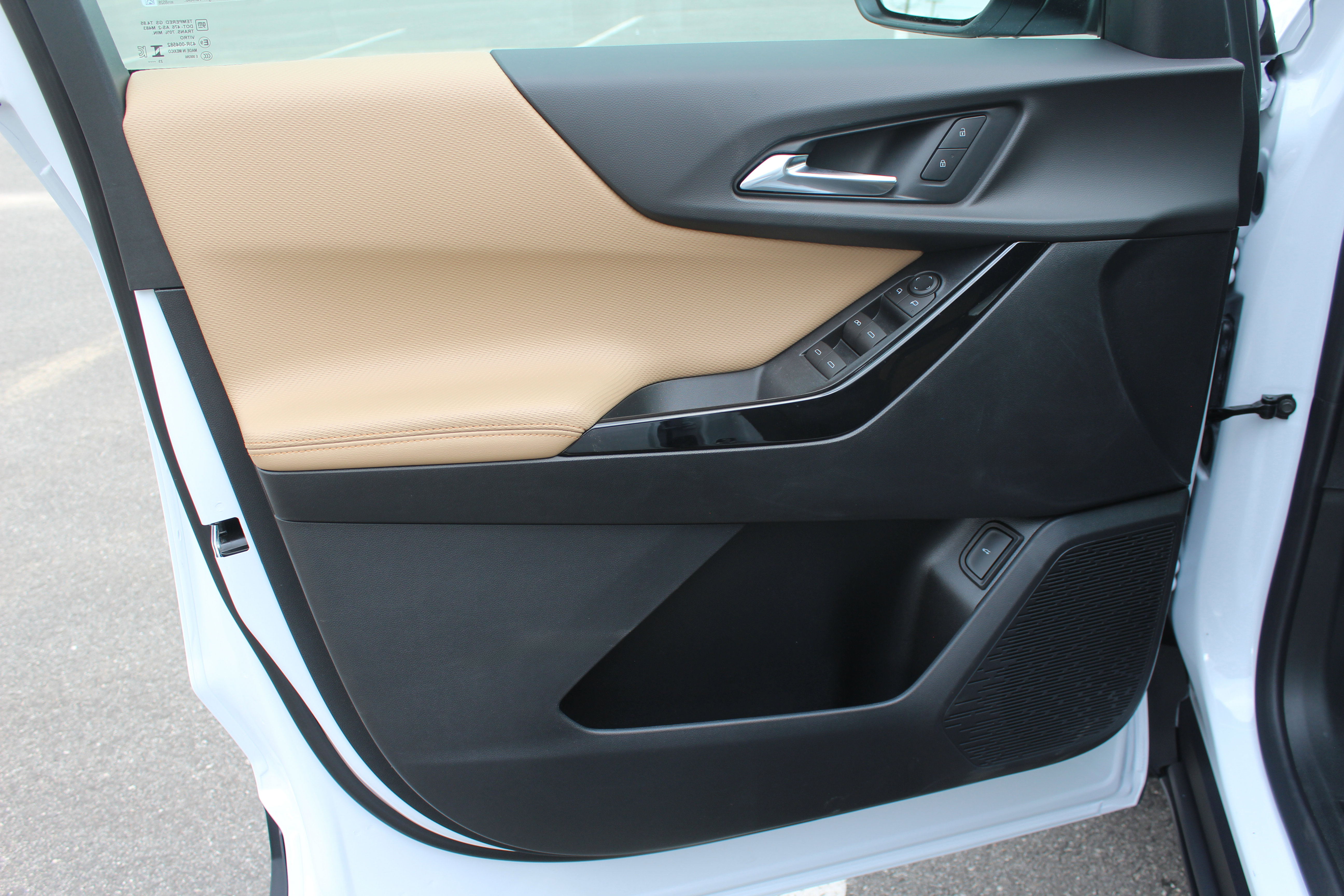 New 2026 Chevrolet Equinox ACTIV w/ LPO, Floor Liner Package image 26