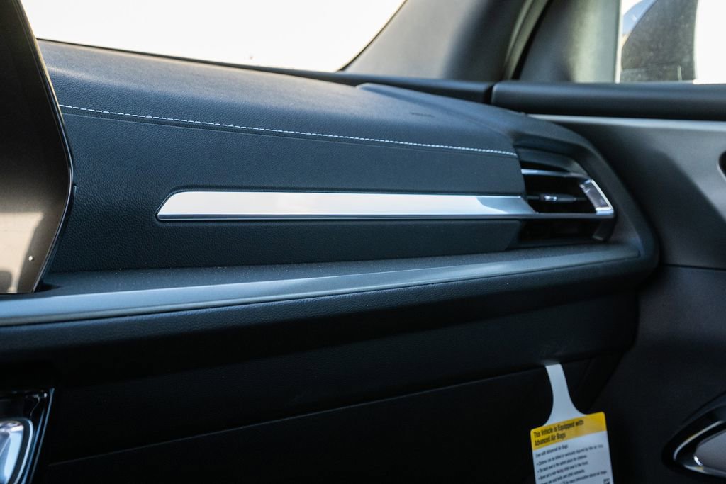 New 2026 Chevrolet Traverse LT image 30