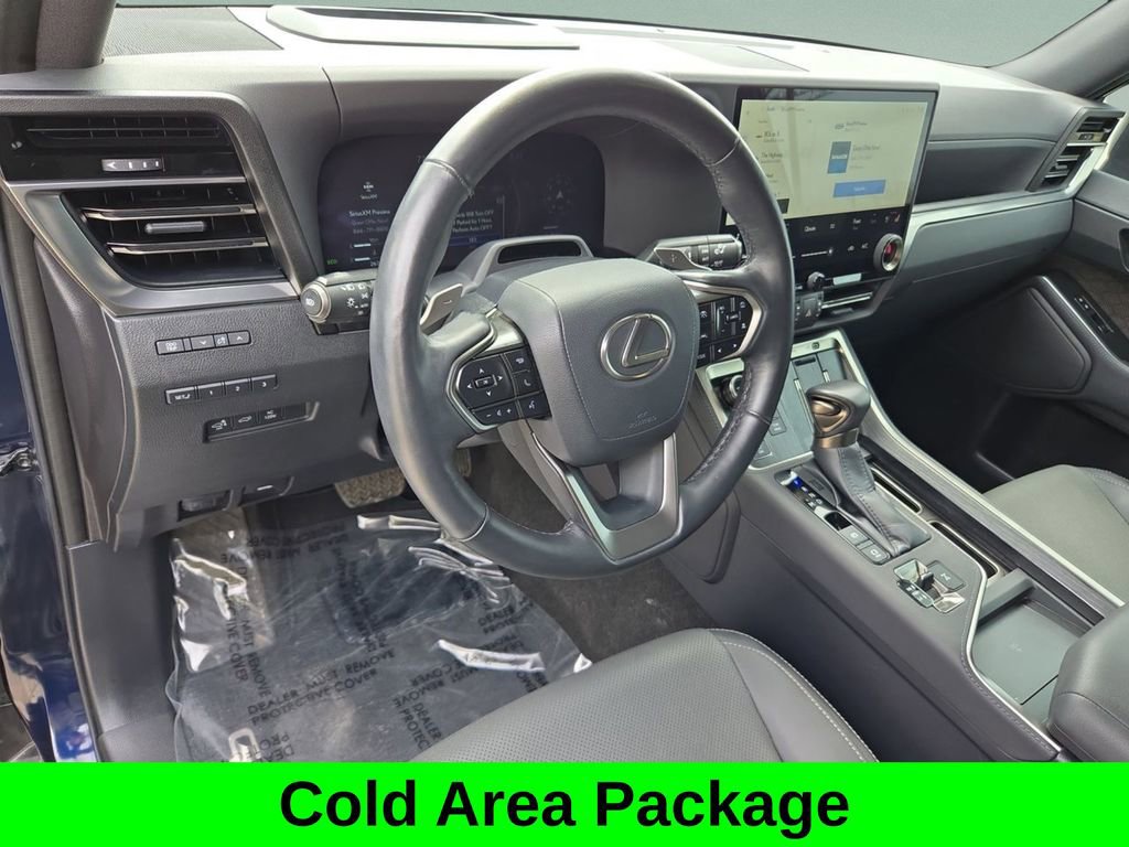 Used 2024 Lexus GX 550 w/ Accessory Package (2T) image 11