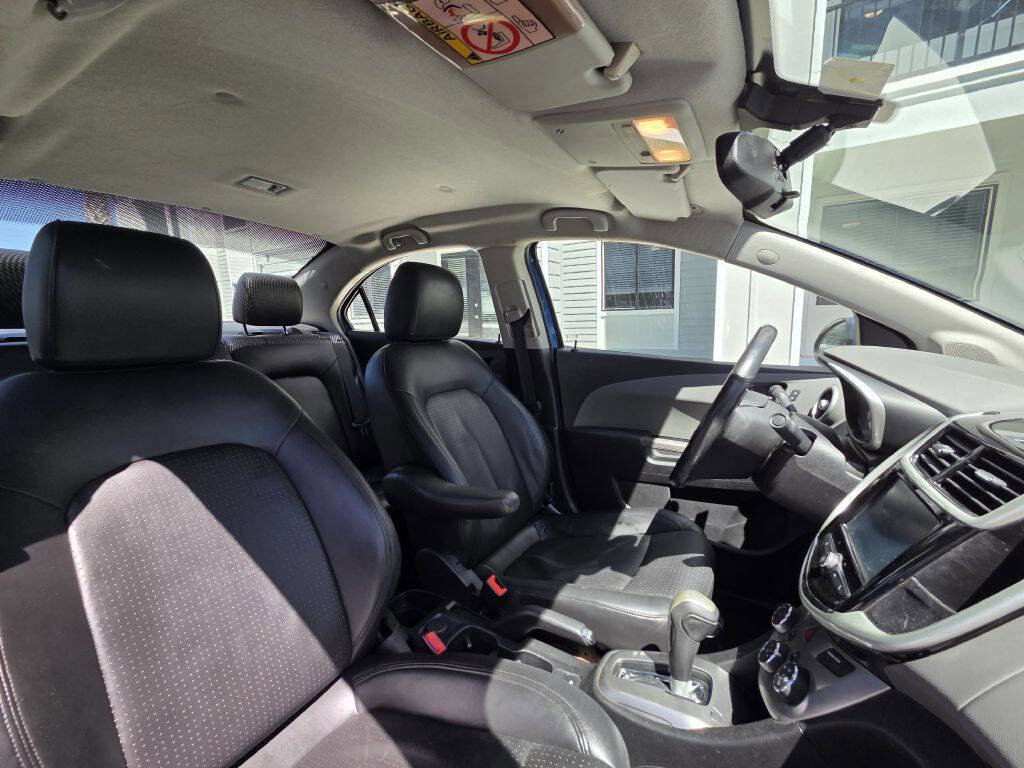 Used 2017 Chevrolet Sonic Premier image 42