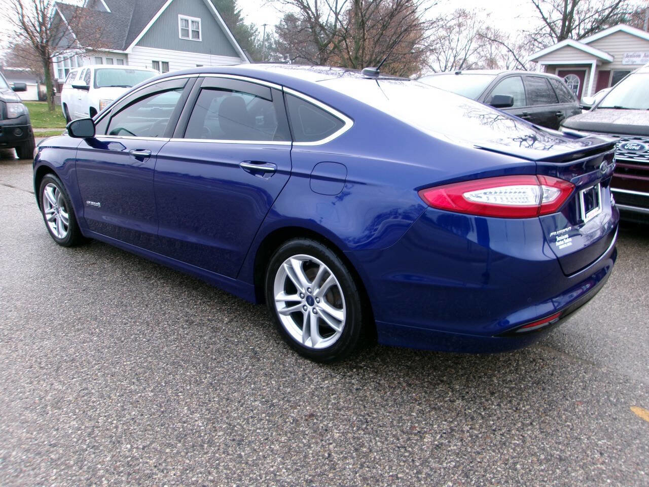 Used 2016 Ford Fusion Titanium image 4