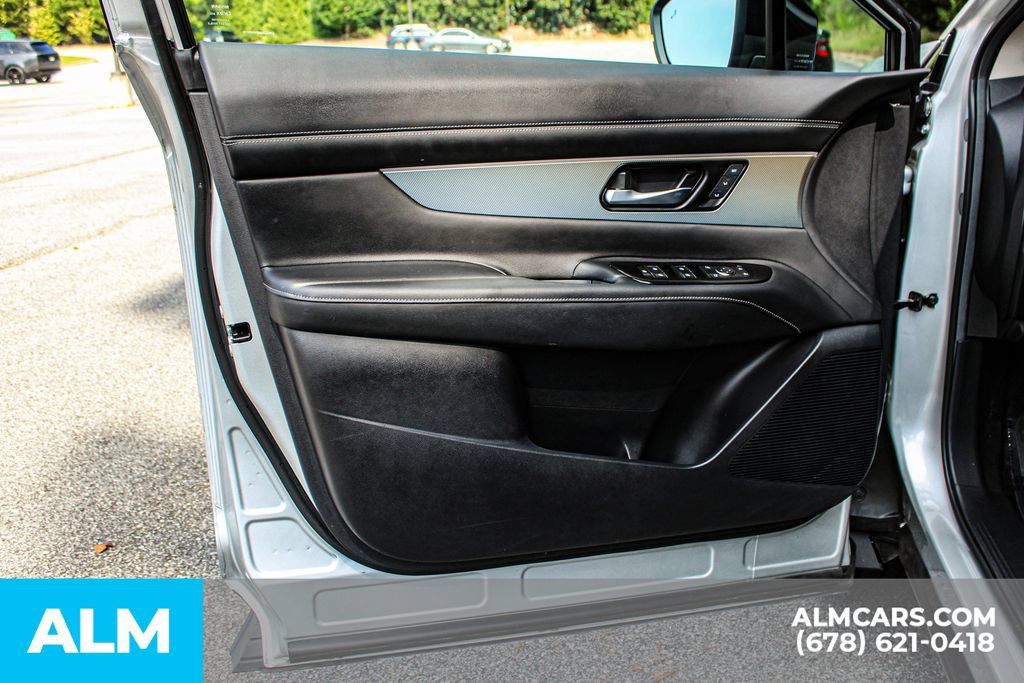 Used 2025 Nissan Murano SL AWD/4WD image 36