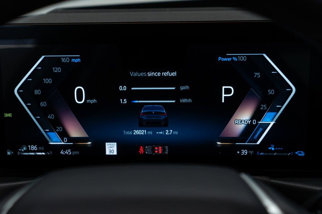 Used 2023 BMW 330e xDrive w/ Premium Package image 20